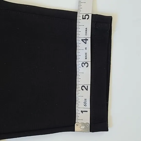 Liverpool Los Angeles Hi-Rise Stretch Jeans Black Cropped like New 5 Pockets