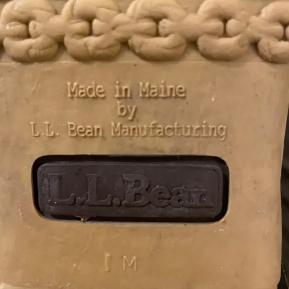 L.L. Bean Men’s Classic 8” Bean Boots Size 9 Medium