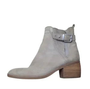 Lucca Lane Pointed Toe Meyna Ankle Boots Suede Taupe Size 7