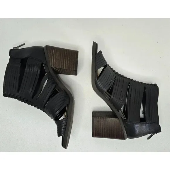 Lucky Brand Darvie Leather Black Sandal Bootie Strappy Open Toe Shoe 8.5 NEW