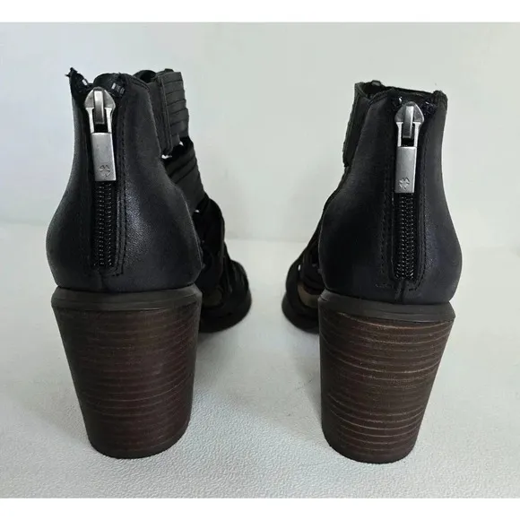 Lucky Brand Darvie Leather Black Sandal Bootie Strappy Open Toe Shoe 8.5 NEW
