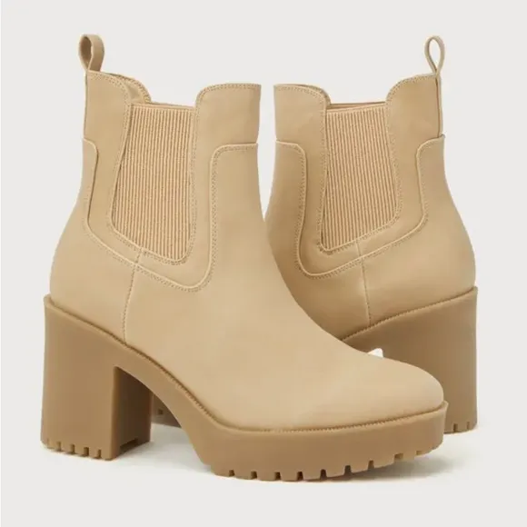 LULUS Good Day Natural Platform Ankle Boots Chinese Laundry Lug Sole 6