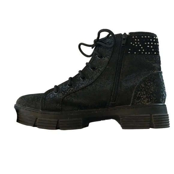 MADDEN NYC black Jgiorgia lace up boots bling inside zipper chunky sole Size 6