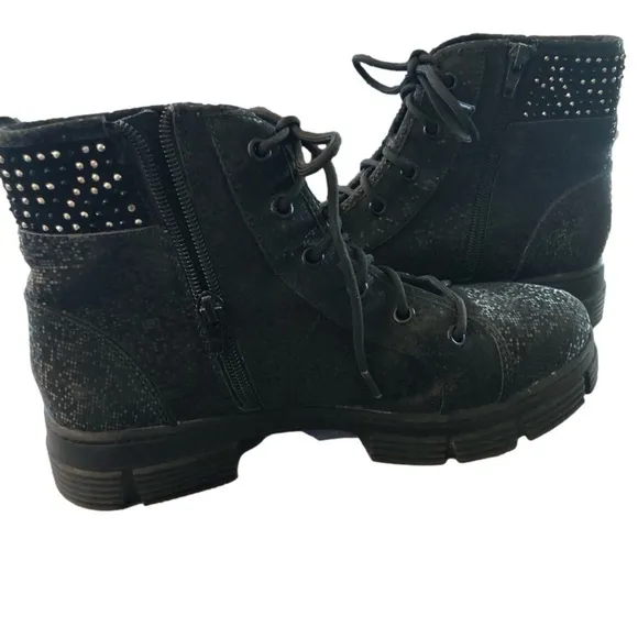 MADDEN NYC black Jgiorgia lace up boots bling inside zipper chunky sole Size 6