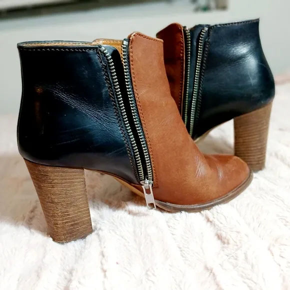 Madewell Brown and Black Ankle Boots with Chunky Heel