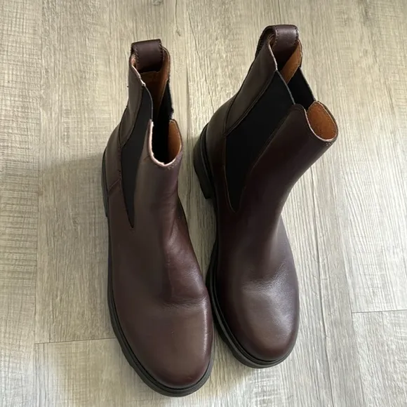 MADEWELL Size 9.5 Wyckoff Chelsea Lugsole Boots in Chocolate Raisin