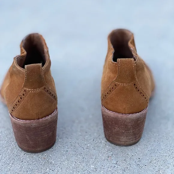 MADEWELL The Grayson Brogue Chelsea Boot suede ankle booties western Oxford 8