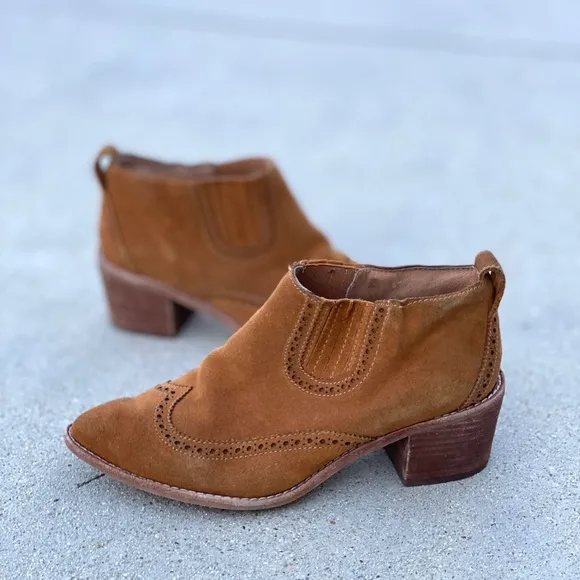 MADEWELL The Grayson Brogue Chelsea Boot suede ankle booties western Oxford 8