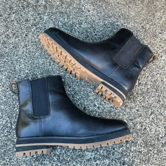 Madewell The Ivy Chelsea Boot in Leather 8.5