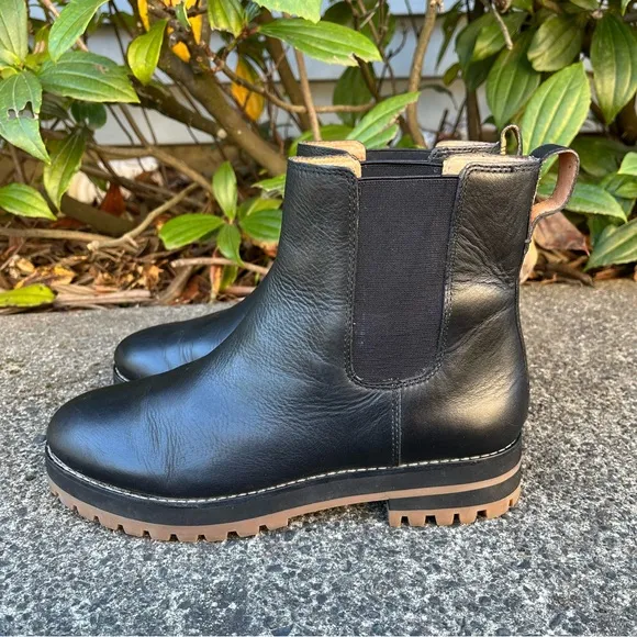 Madewell The Ivy Chelsea Boot in Leather 8.5