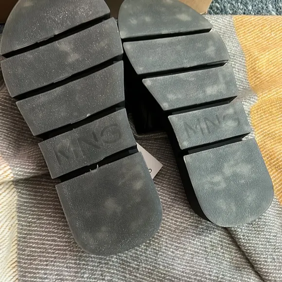 Mango goat leather sandals NWT
