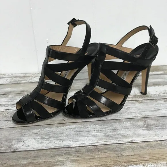 MANOLO BLAHNIK Black Leather Sandals 38