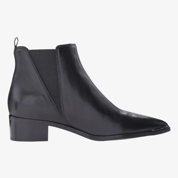 Marc Fisher Black Leather Pointed Toe Yale Ankle Boots Size 7
