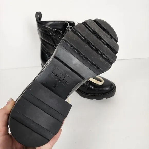 Marc Fisher chunky lace up boots, size 8