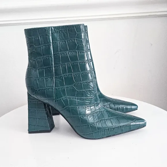 Marc Fisher Kulika green croc embosed pointed toe leather ankle boots