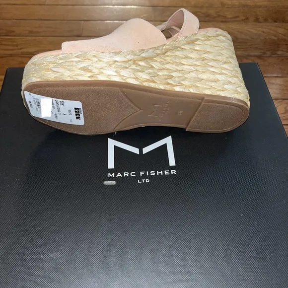 Marc Fisher LTD Nelly Ankle Strap Wedge Sandals Light Natural 111 Women’s Size 9