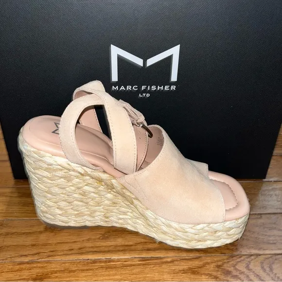Marc Fisher LTD Nelly Ankle Strap Wedge Sandals Light Natural 111 Women’s Size 9