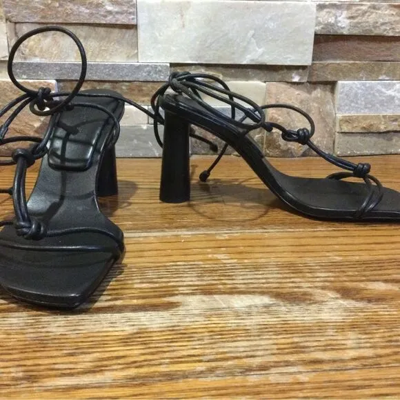 MASSIMO DUTTI Leather Heels Sandals