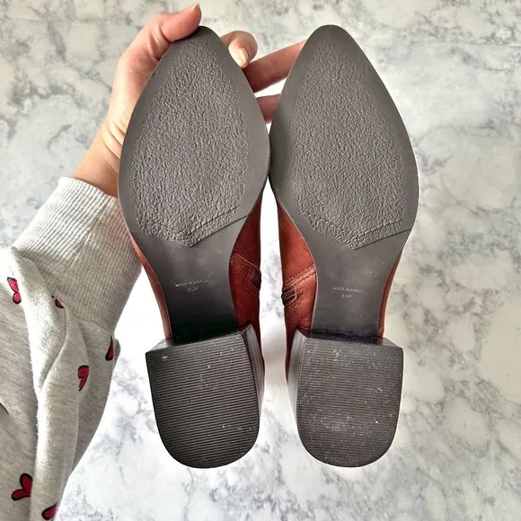 Matisse Victory Brick Leather Pointed Toe Booties