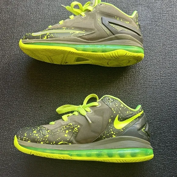 Max Lebron XI low
