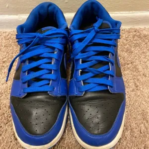 MEN NIKE DUNK LOW RETRO HYPER COBALT Size 9 very good condition