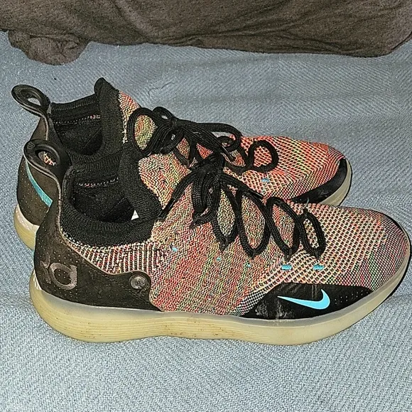 Mens Nike Zoom  KD 11 Multi Color FlyKnit Style Basketball Shoes Size 10