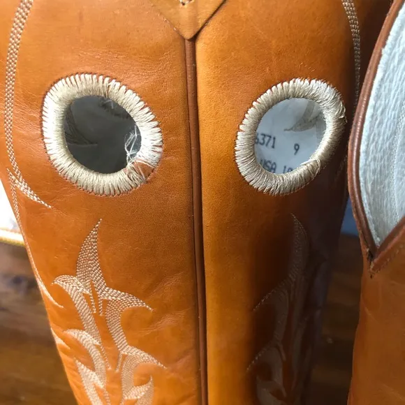 Men’s Tall Leather Square Toe Cowboy Western Boots Men’s size 9 women 11-11.5