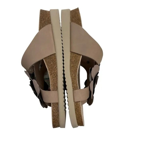 MEPHISTO Helen Tan Gold Floral Women's Thong Sandals SIZE 38 : NWT for $185