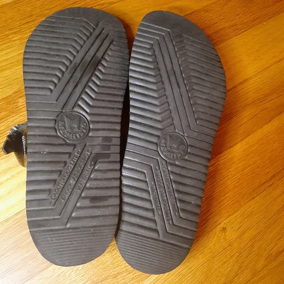 Mephisto Noire women's sandals  black patent  Leather W/ Rhinstone Size 100
