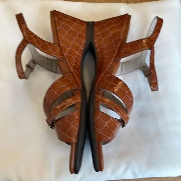 MEPHISTO LIGHT BROWN CROC WEDGE SANDALS.  NEW