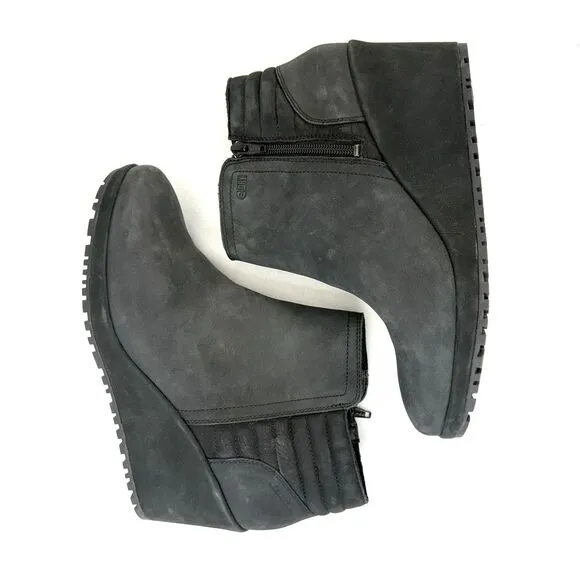 Merrell Tremblant Wedge Bluff Boots Women's 11 Black Suede Waterproof Bootie