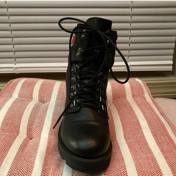 Mia Women's Lyza Black/Red Ankle Winter Combat Boots in size 9 EUC