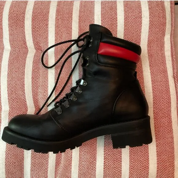Mia Women's Lyza Black/Red Ankle Winter Combat Boots in size 9 EUC