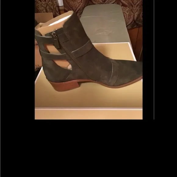 Michael Michael Kors Radley suede ankle boots SZ 11 NIB