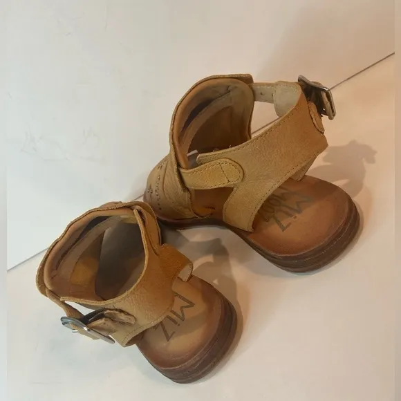 Mix Mooz~Fifi~Leather Sandals~Studded Detail~Side Buckle Closure~Size EUR 36