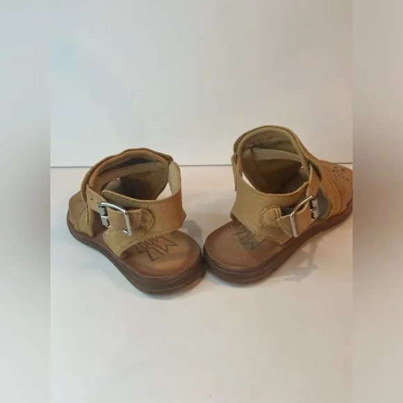 Mix Mooz~Fifi~Leather Sandals~Studded Detail~Side Buckle Closure~Size EUR 36