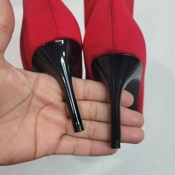 Mix No. 6 Cadaoria Red Pointed Toe Ankle boots Size 6