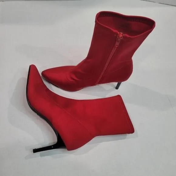 Mix No. 6 Cadaoria Red Pointed Toe Ankle boots Size 6
