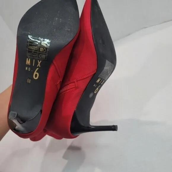 Mix No. 6 Cadaoria Red Pointed Toe Ankle boots Size 6