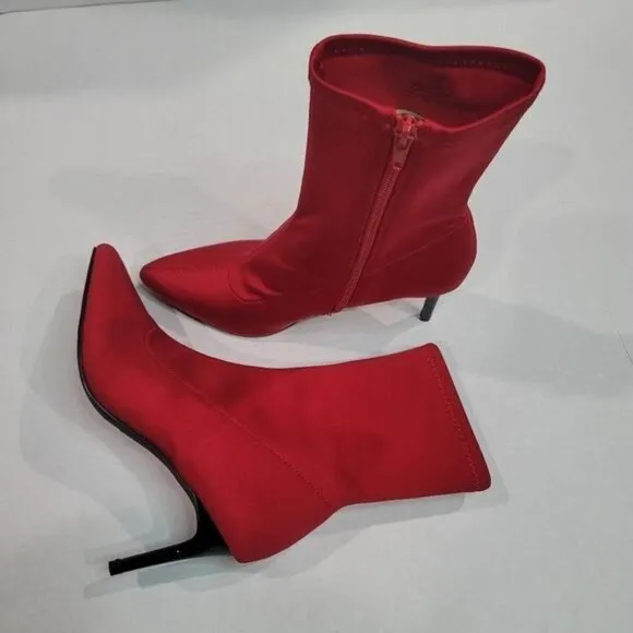 Mix No. 6 Cadaoria Red Pointed Toe Ankle boots Size 6