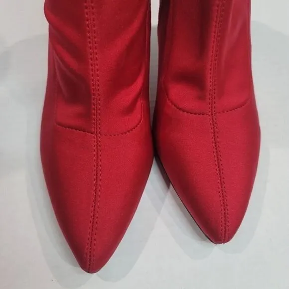 Mix No. 6 Cadaoria Red Pointed Toe Ankle boots Size 6