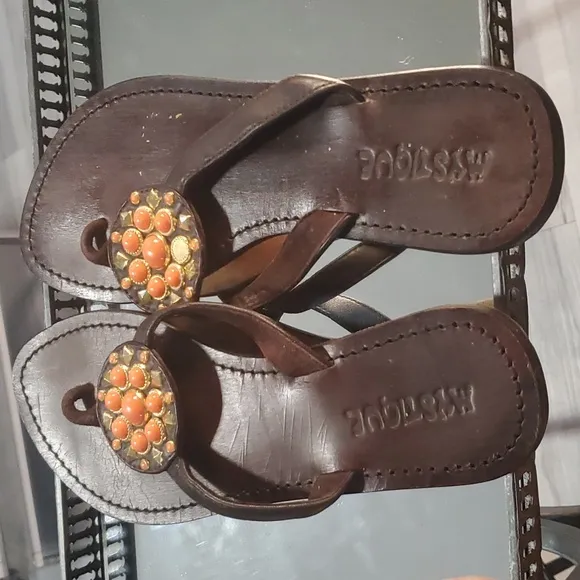 MYSTIQUE SANDALS
