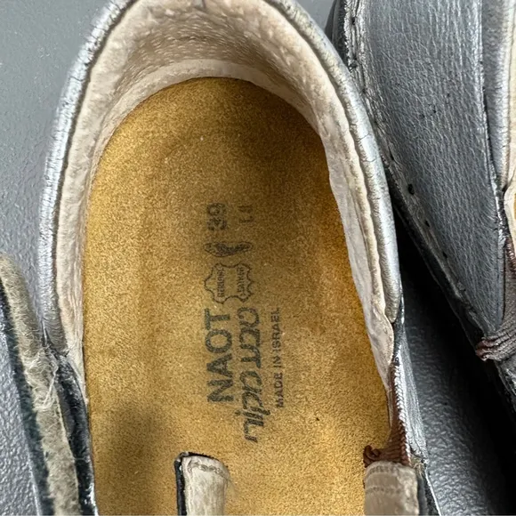 Naot Silver Leather Comfory Sandals