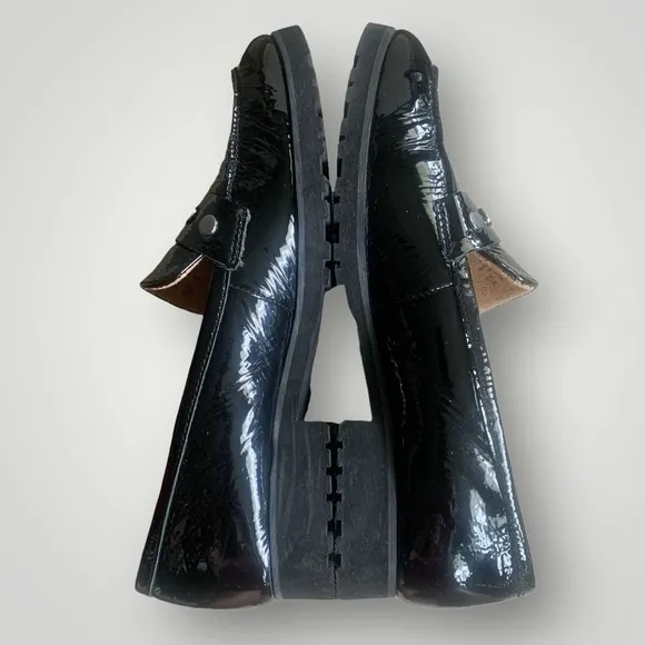 NATURALIZER Gaia Studded Lug Sole Loafer | Black‎ Patent Leather | Size 9.5