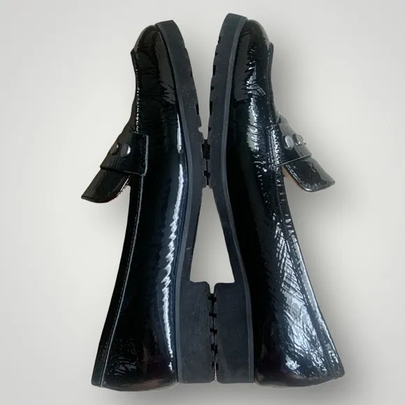 NATURALIZER Gaia Studded Lug Sole Loafer | Black‎ Patent Leather | Size 9.5