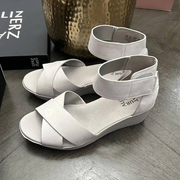Naturalizer RIVIERA Ankle Strap Wedge Sandals
