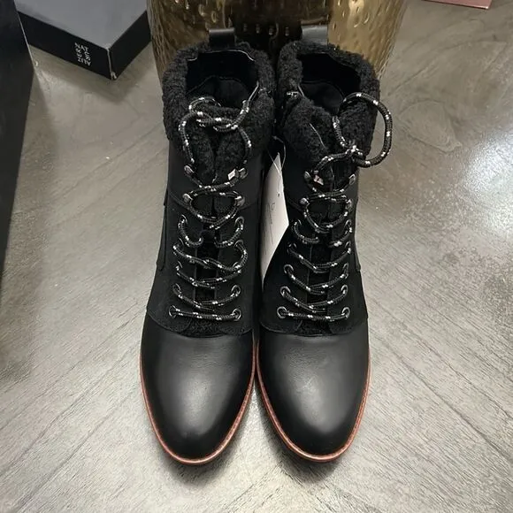 Naturalizer Val Waterproof Ankle Boot (WIDE)