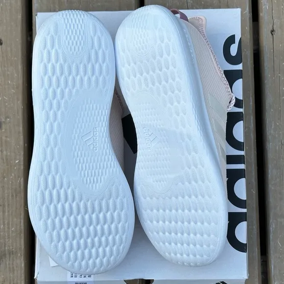 NEW Adidas Youth Pink Casual Athletic Sneaker Size Big Kid 6Y | fits Women’s 7.5