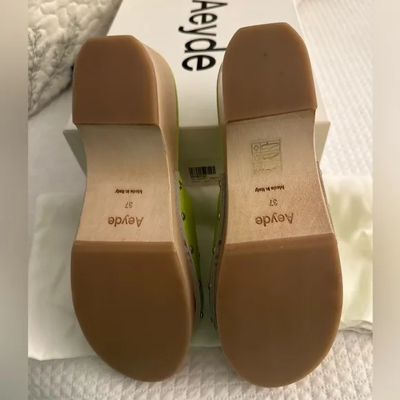 NEW | AEYDE  Bobbie Leather Clog Sandals | Apple Green