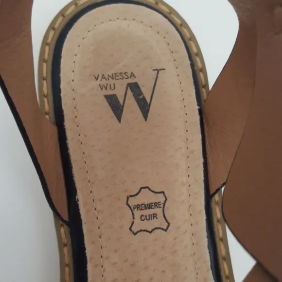 New Anthropologie Vanessa Wu leather sandals EU 40